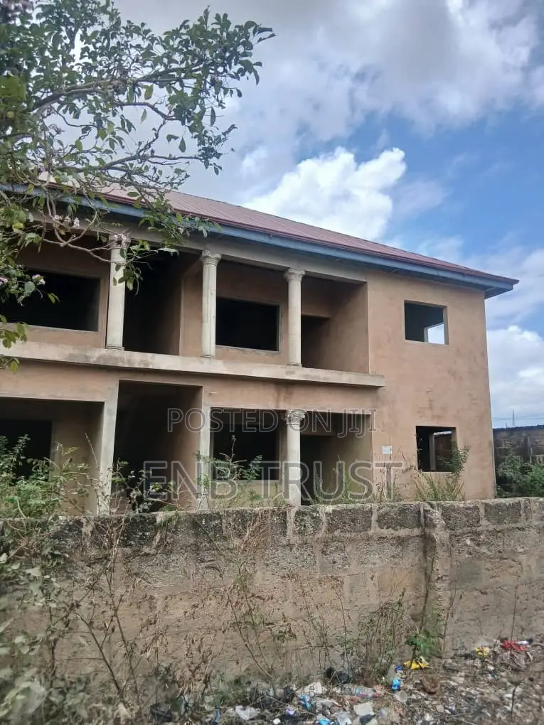 11bdrm Apartment in Kasoa, Nyanyano for sale