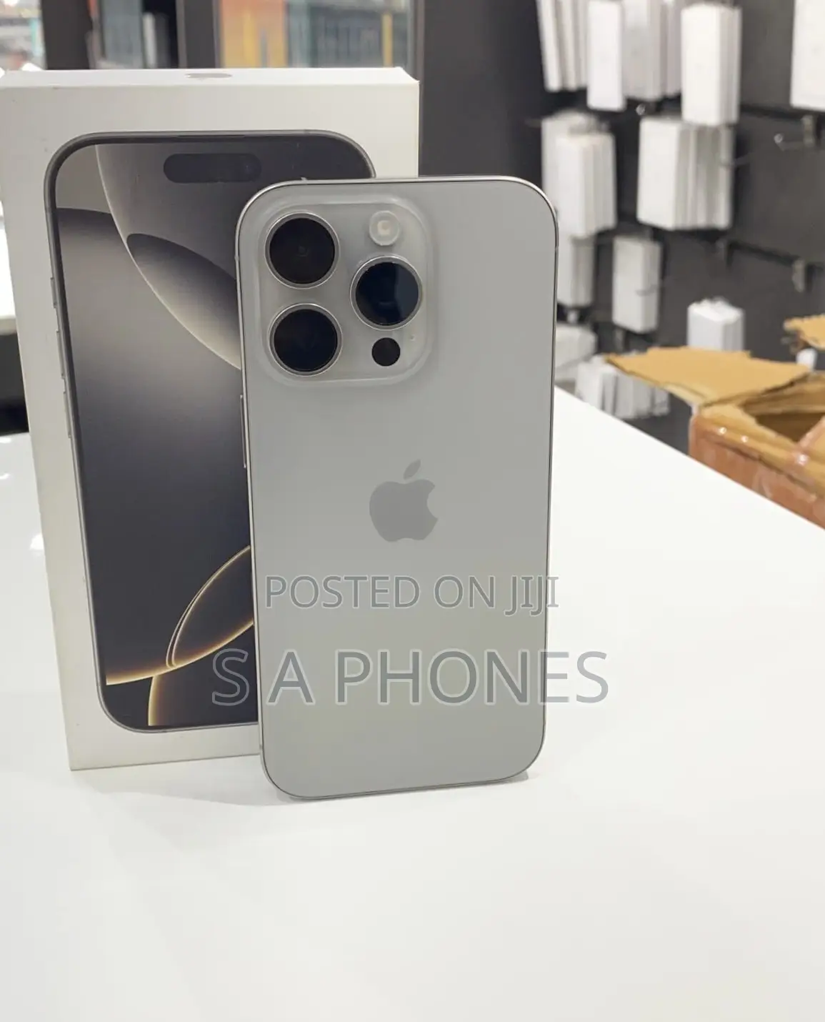 Apple iPhone 16 Pro Max 256 GB Silver