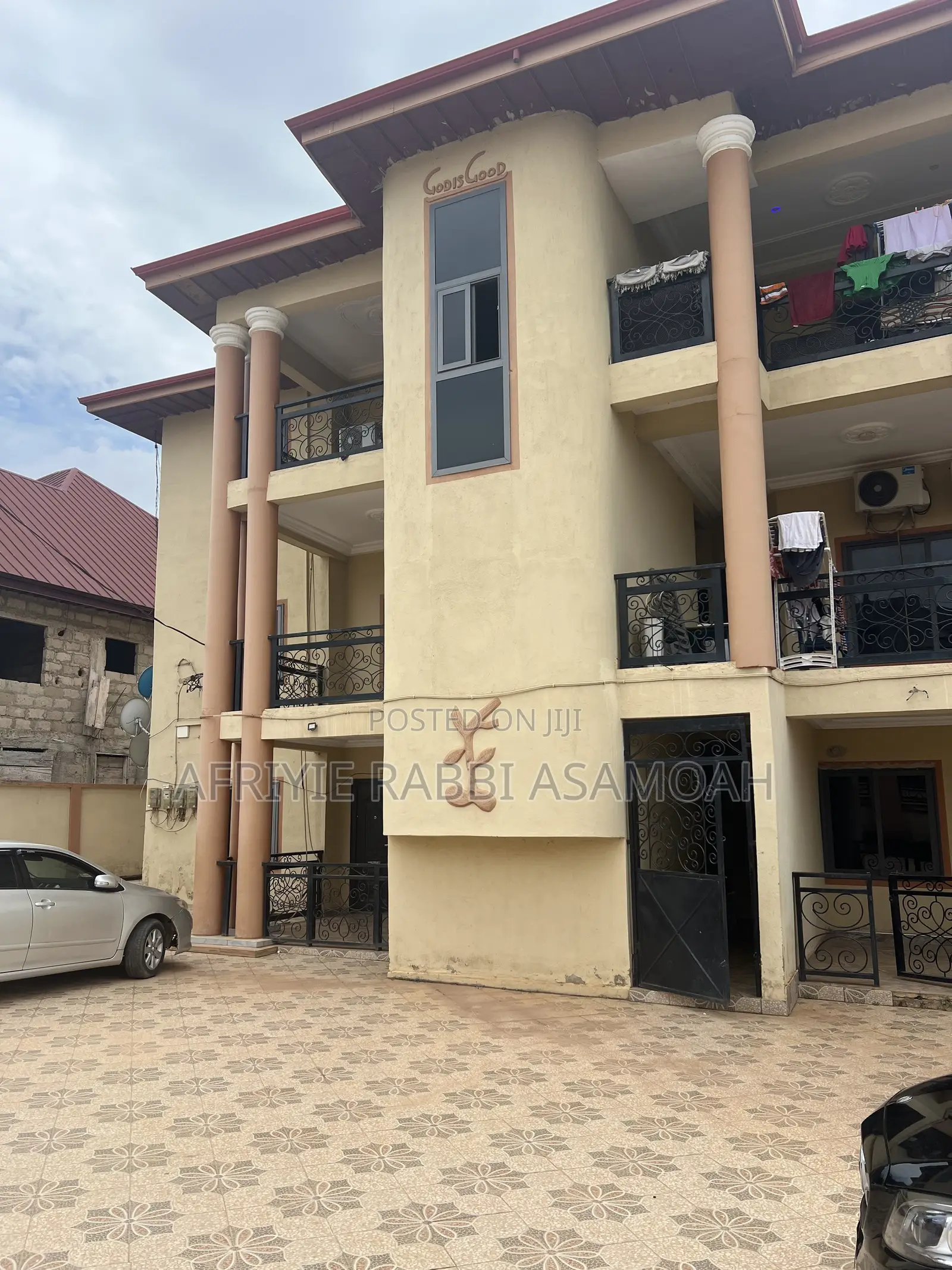 4bdrm Apartment in Ahodwo Daban, Kumasi Metropolitan for rent