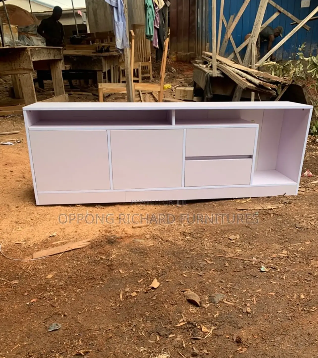 TV Stand Now