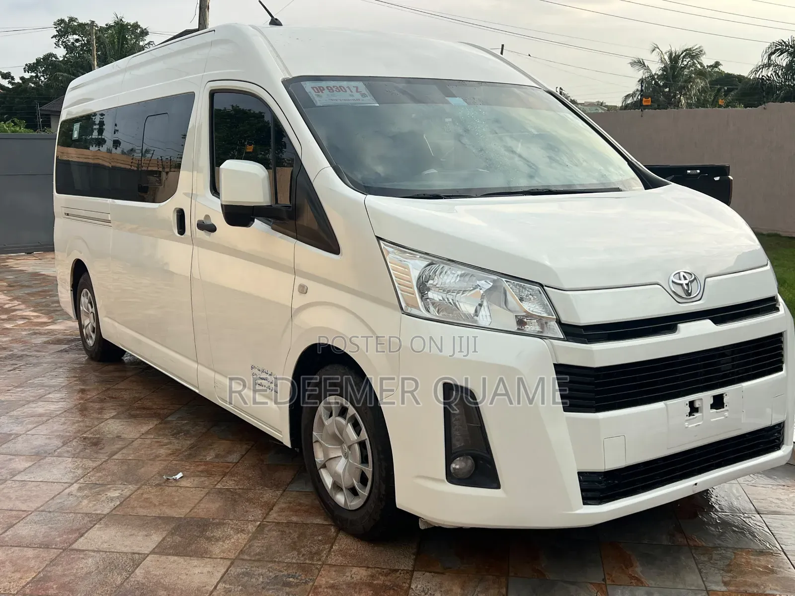 Toyota HiAce 2021 White