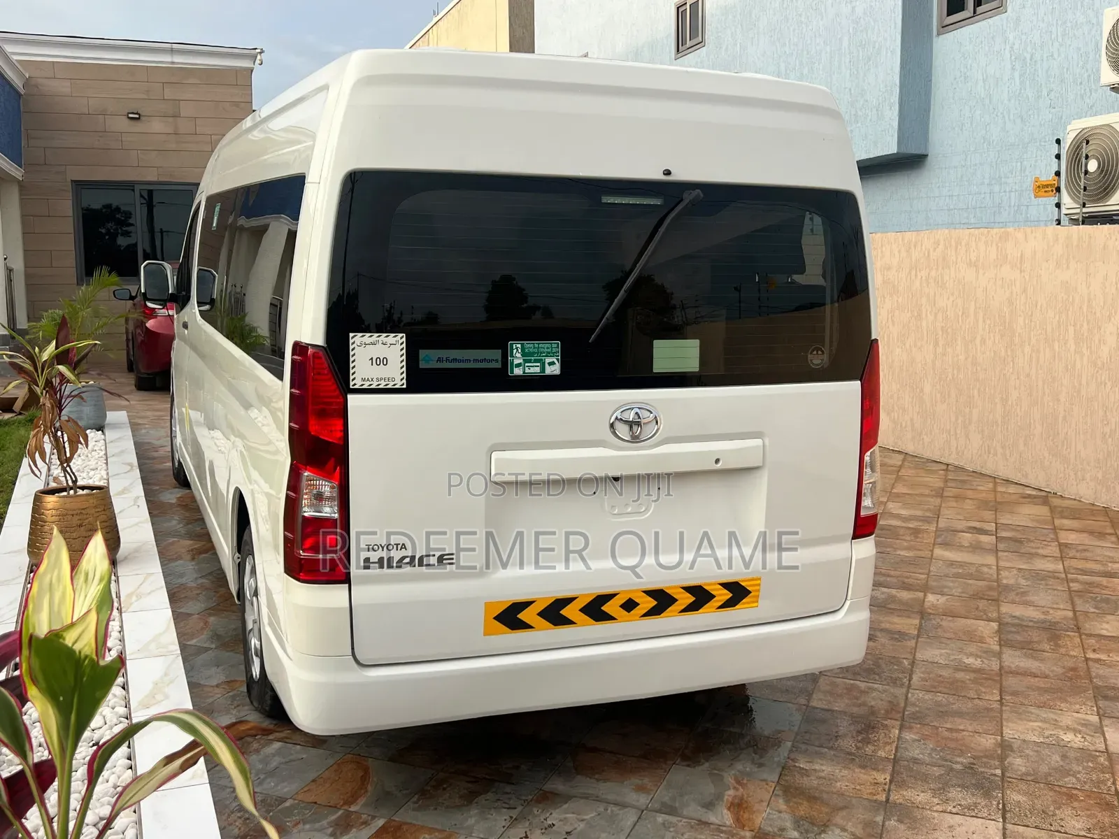 Toyota HiAce 2021 White
