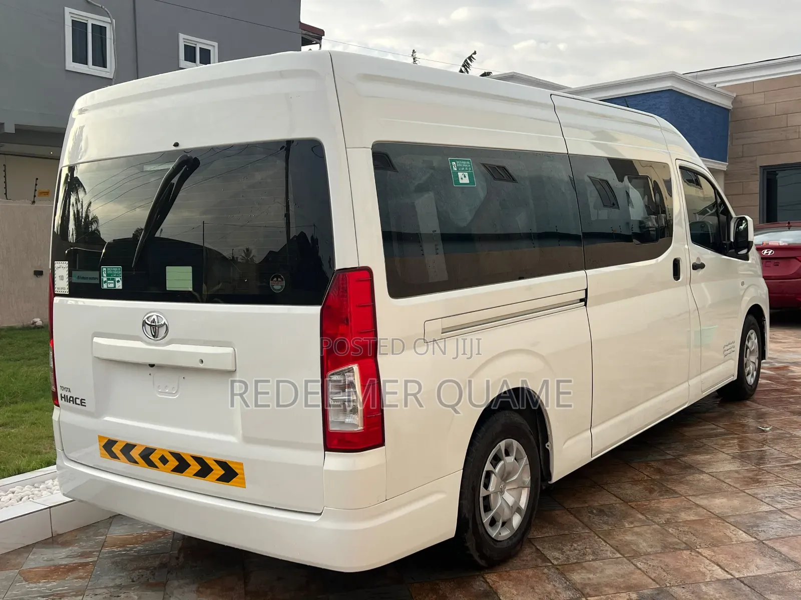 Toyota HiAce 2021 White