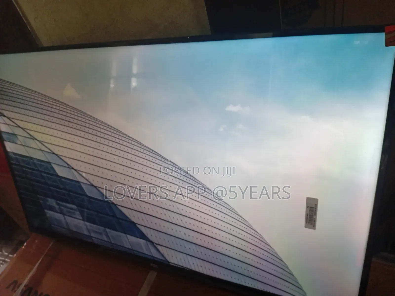 TCL 32 Inches Television QLED Quality Television