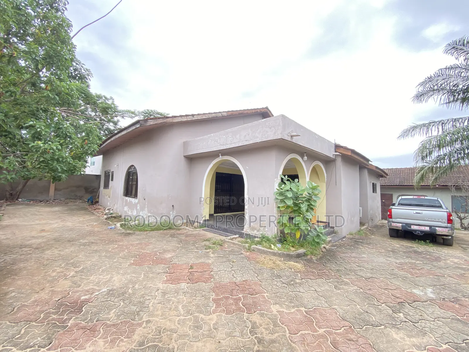7bdrm House in Dome Paraku Estate for sale