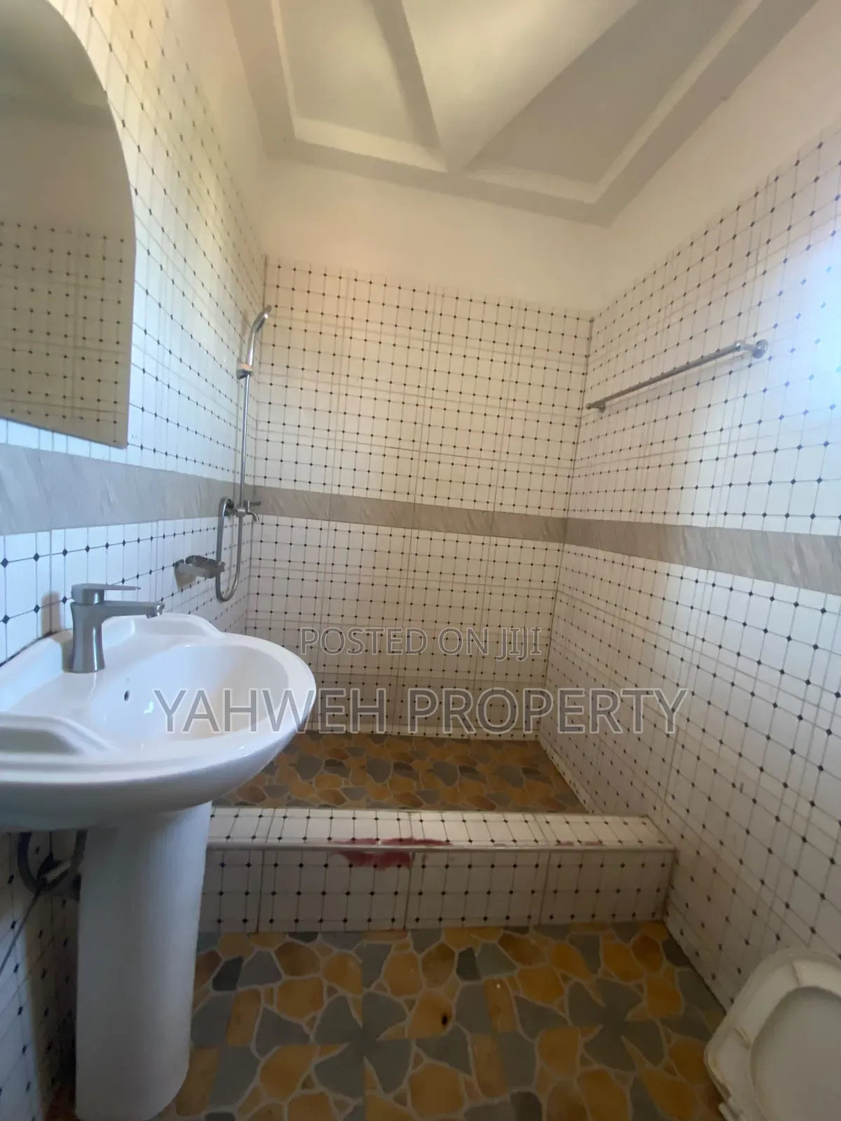 2bdrm Apartment in Spintex Sakumono for rent