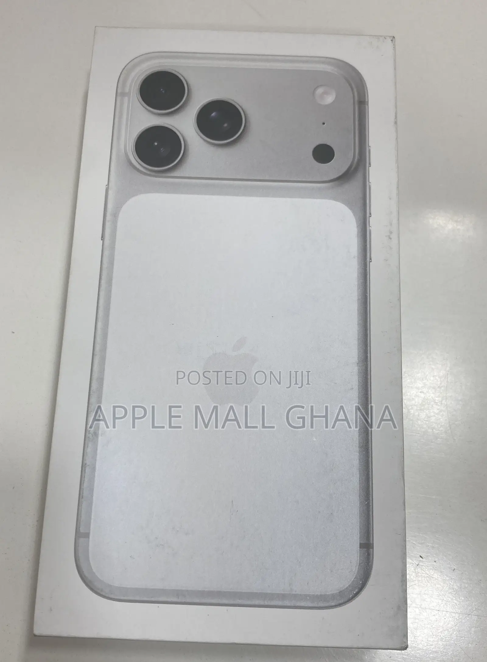 New Apple iPhone 17 Pro Max 256 GB Silver