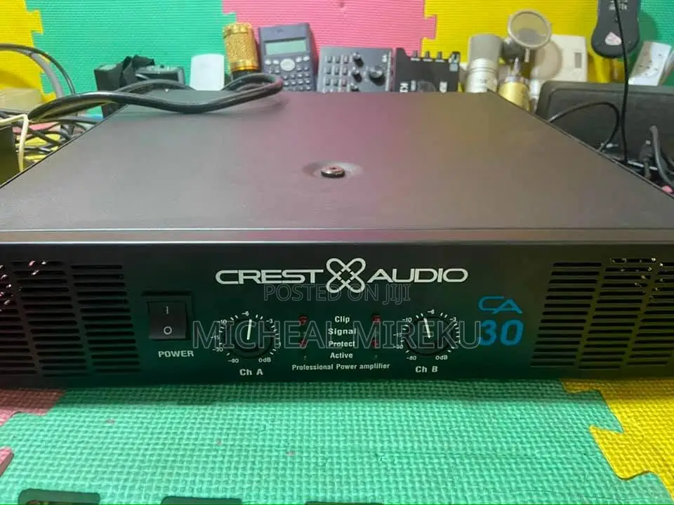 Crest Audio CA 30 Professional 2-Channel Power Amplifier