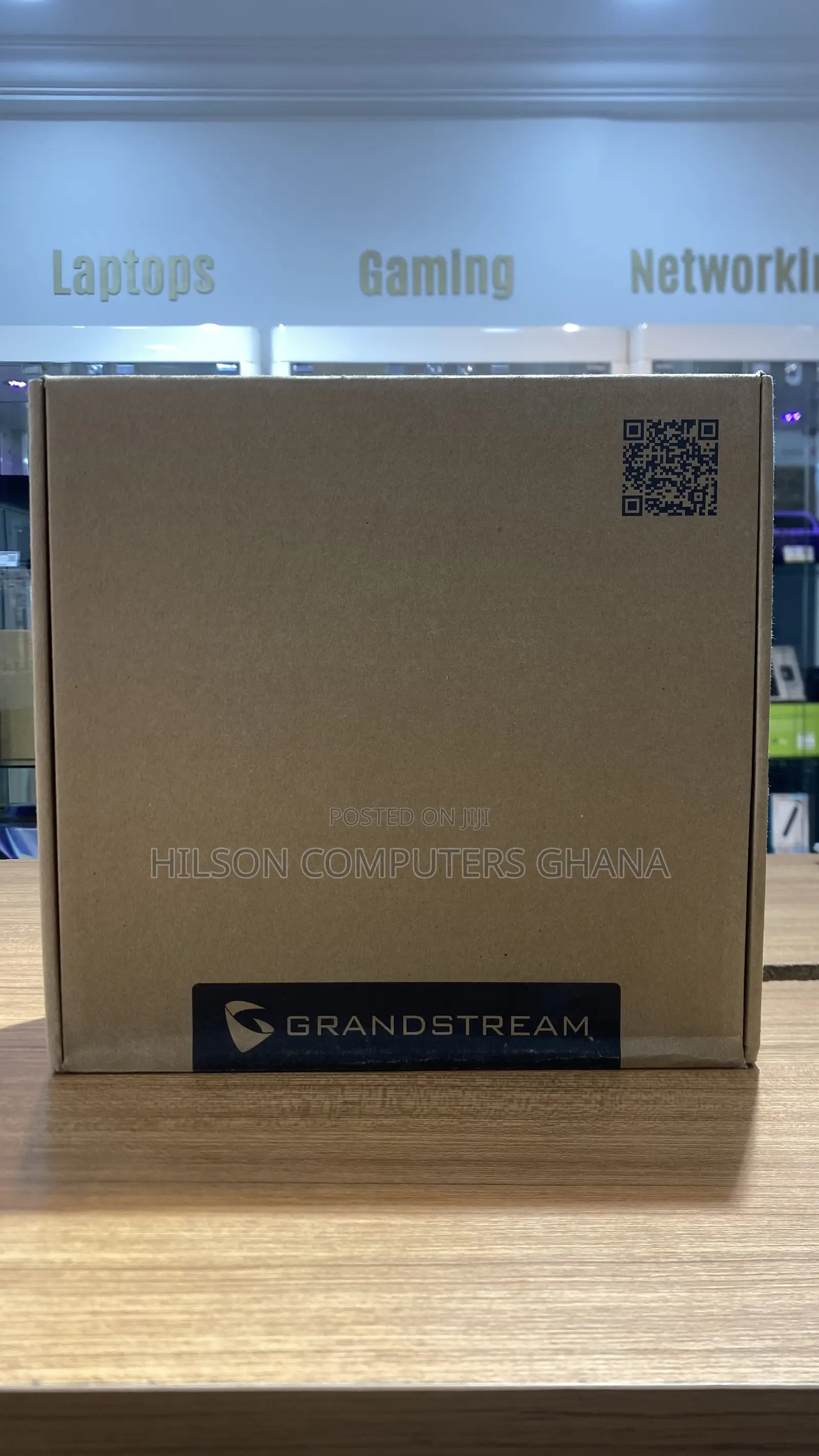 Grandstream GWN7664E Access Point – Premium AX6000 Wi-Fi 6 AP