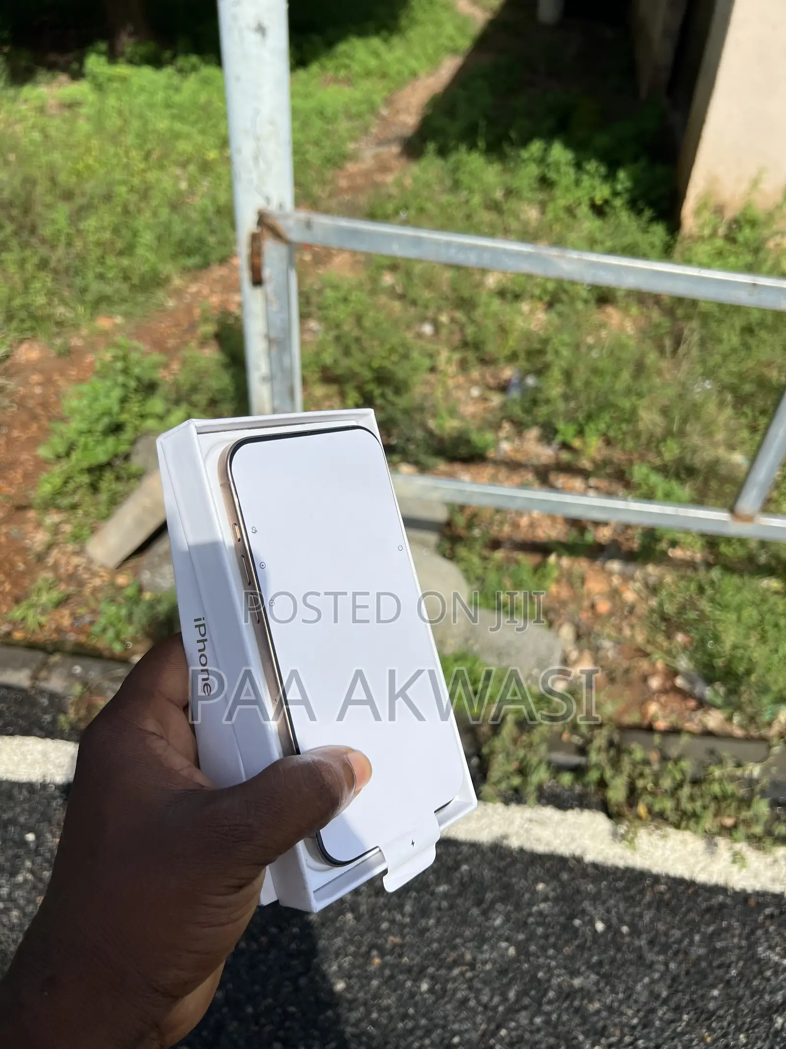 Apple iPhone 16 Pro Max 256 GB Gold