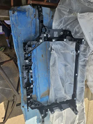 CR-V 2017-2022 Radiator Support