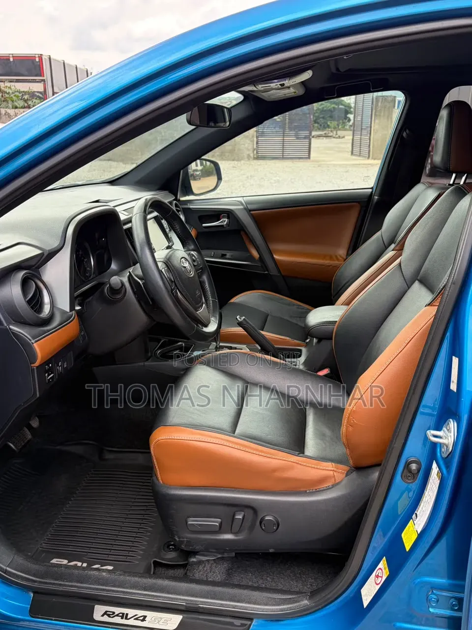 Toyota RAV4 2018 Blue