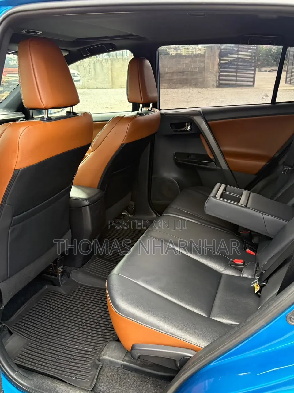 Toyota RAV4 2018 Blue