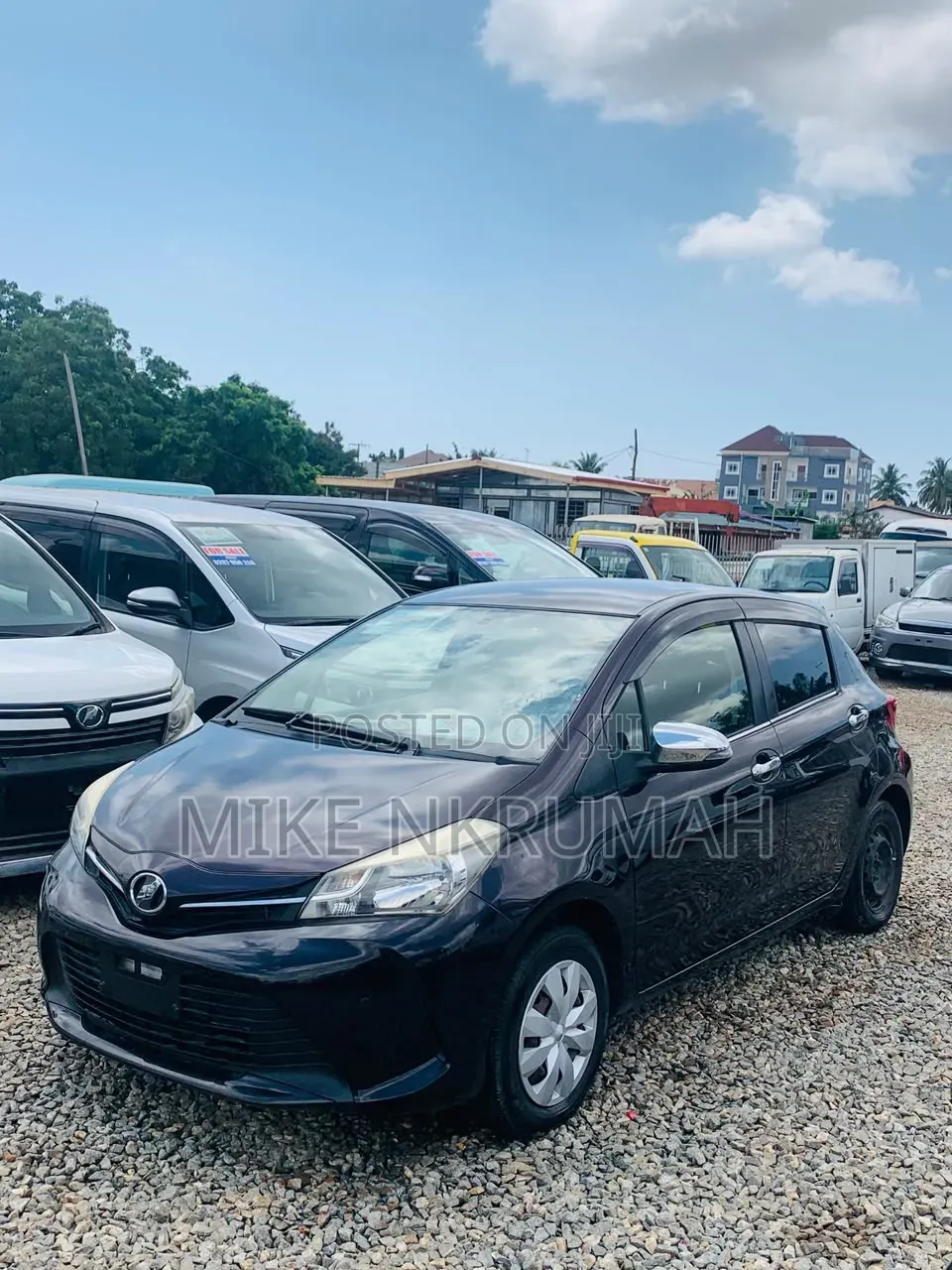 Toyota Vitz 2016 Brown