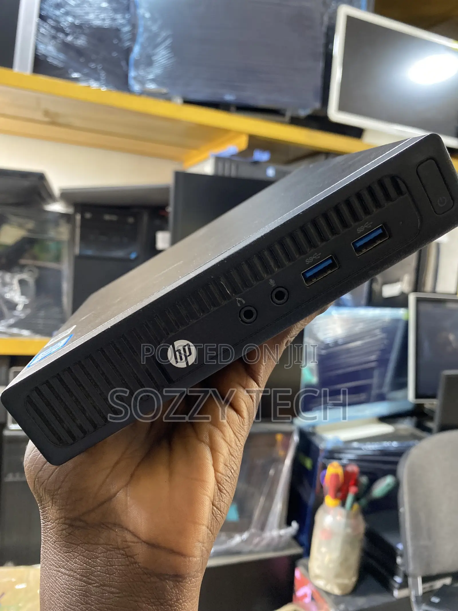 Desktop Computer HP 8GB Intel Core i5 SSD 256GB