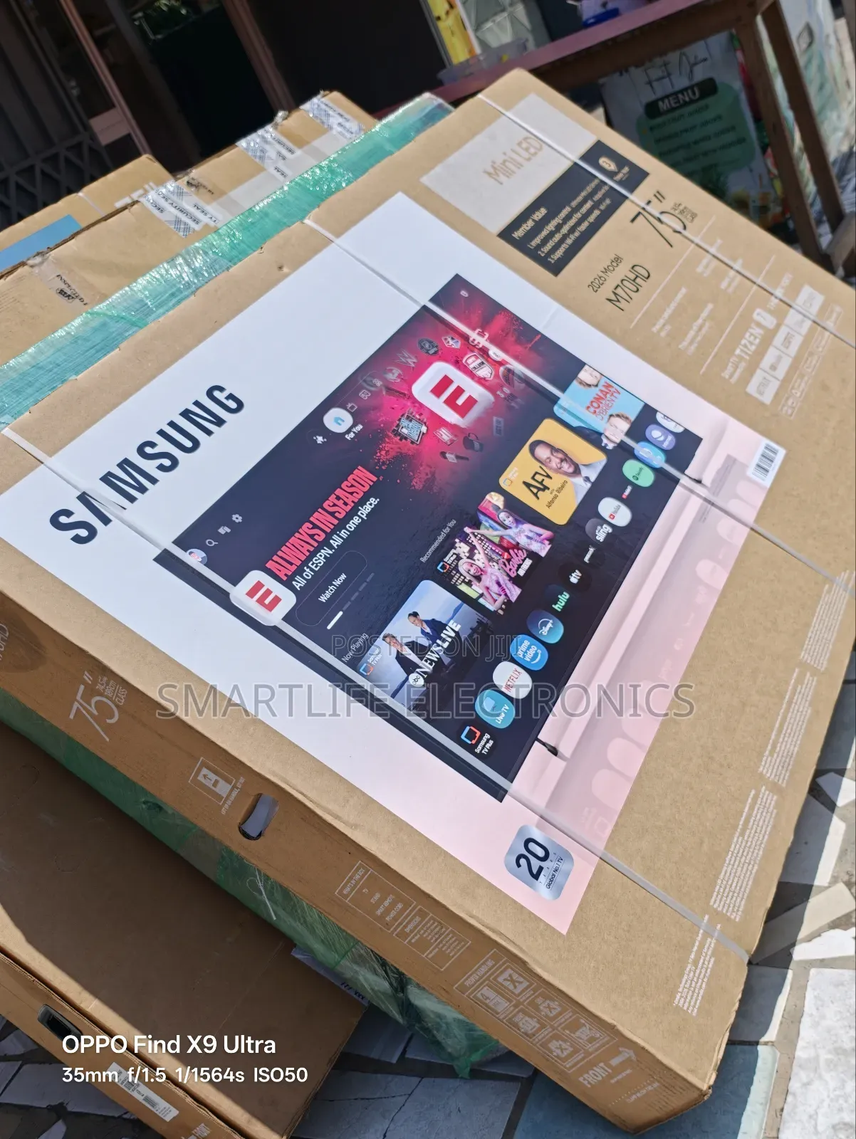 Samsung M70H 75 INCHES