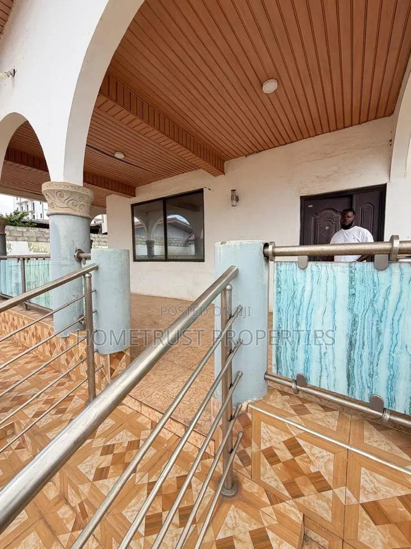 4bdrm House in Spintex Baatsona for sale