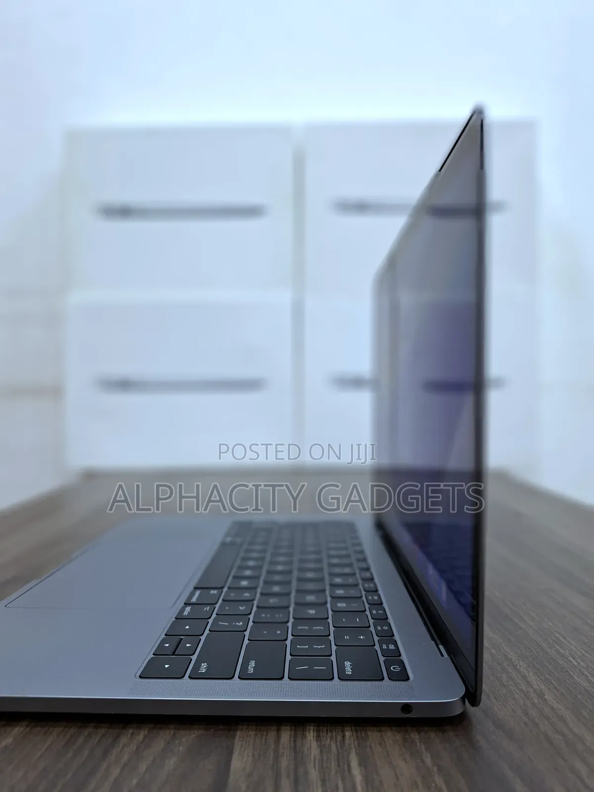Laptop Apple MacBook Pro 2017 16GB Intel Core i5 SSD 256GB