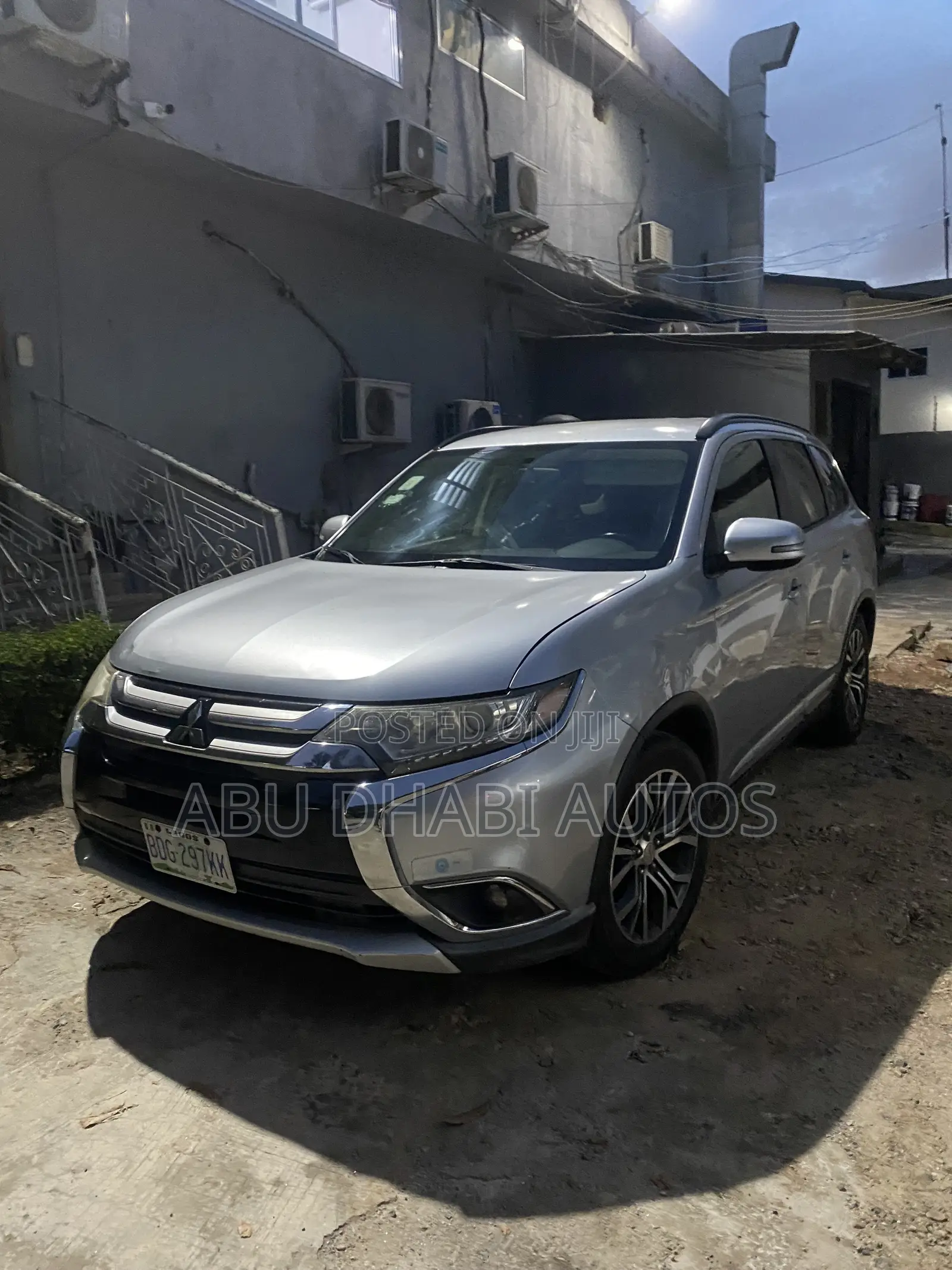 Mitsubishi Outlander 2016 Silver