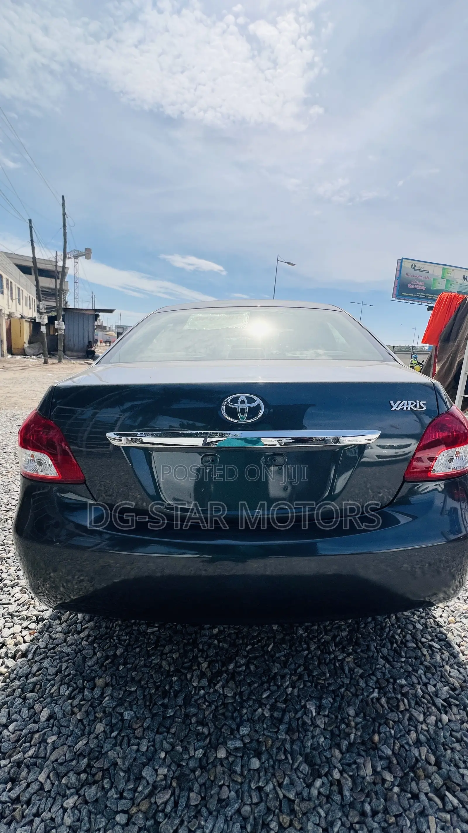 Toyota Yaris 2012 Gray