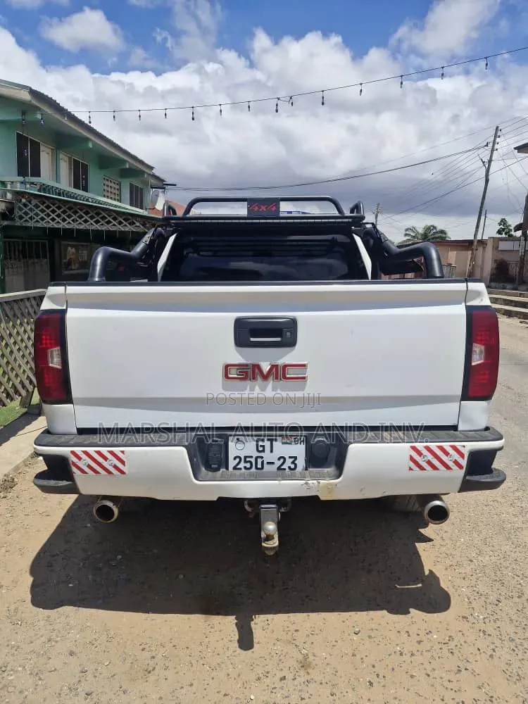 GMC Canyon All Terrain w/Cloth 4x4 Extended Cab 6 ft. box 128.3 in. WB