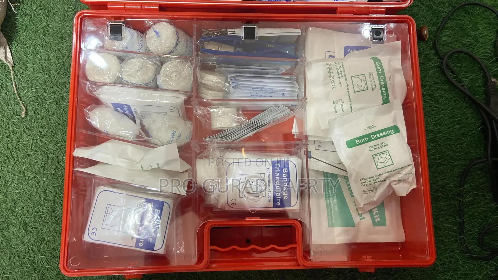100 People First Aid Kit