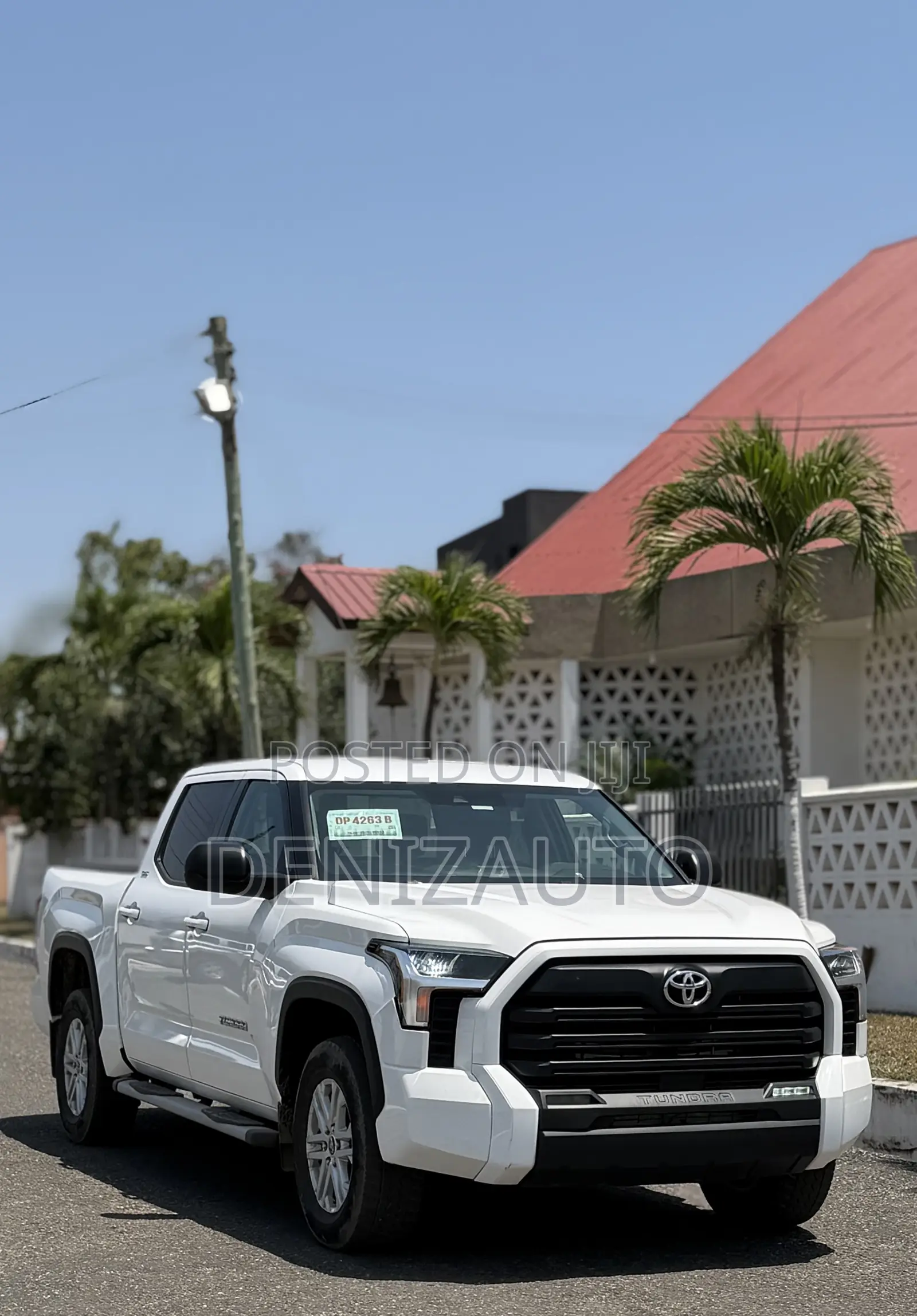 Toyota Tundra SR5 CrewMax 6.5' Bed 2023 White