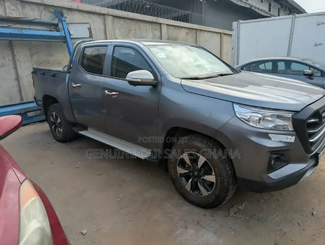 Changan Hunter Plus 2.0 Petrol 4x4 2023 Gray