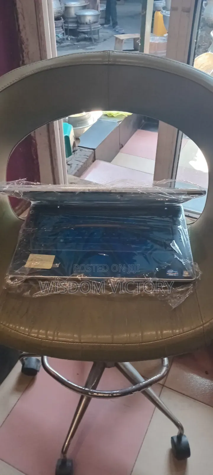 New Laptop Dell 14 Premium 8GB Intel Core i5 HDD 500GB