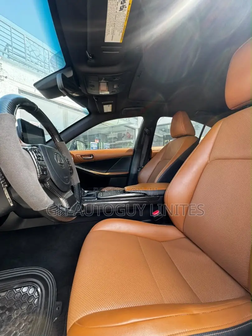Lexus IS 2022 White