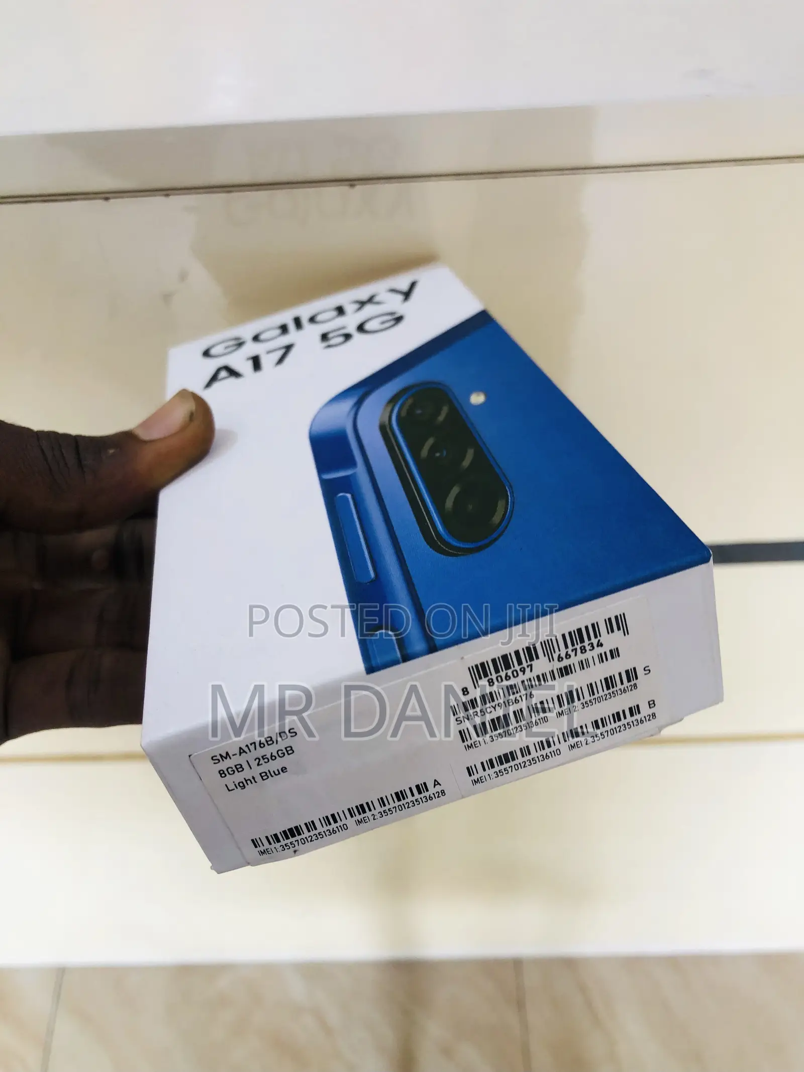 New Samsung Galaxy A17 5G 256 GB Blue