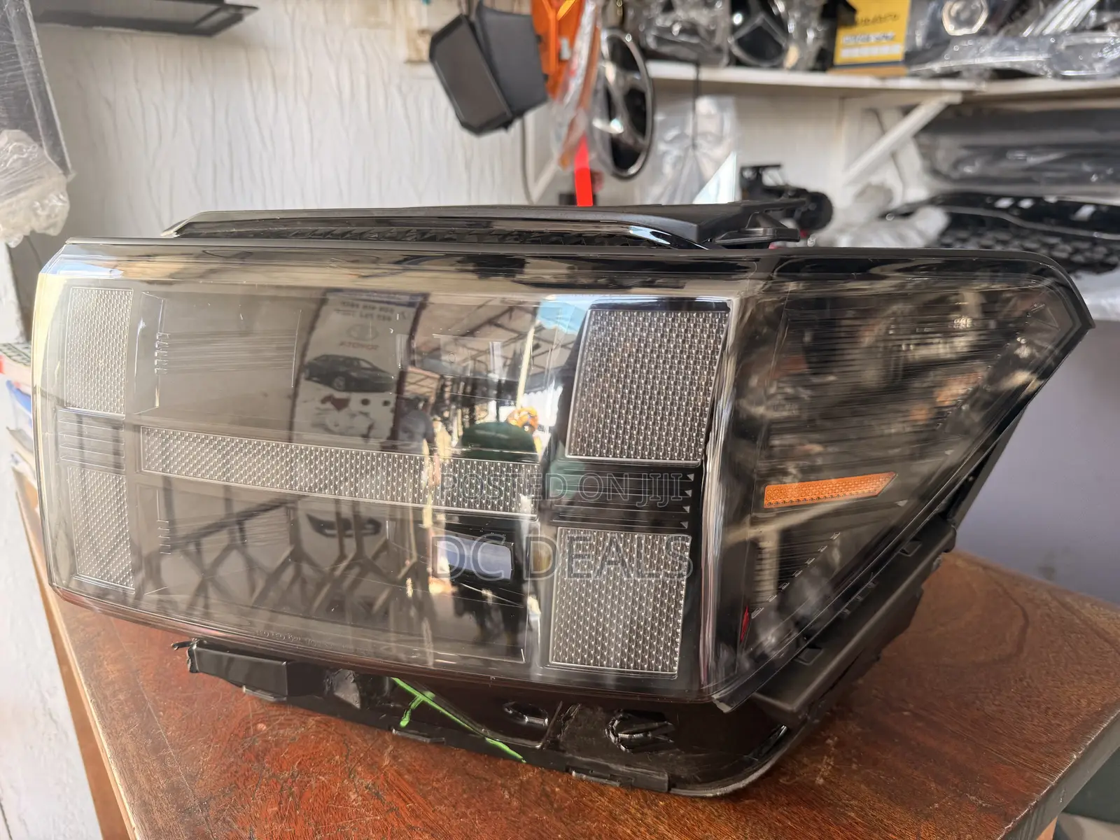 Hyundai Santafe 2025 Headlight