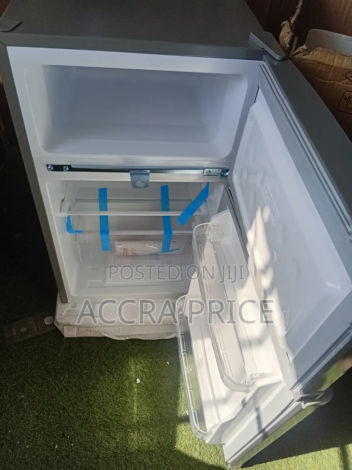 Roch 85L Compact Refrigerator With Freezer Compartment