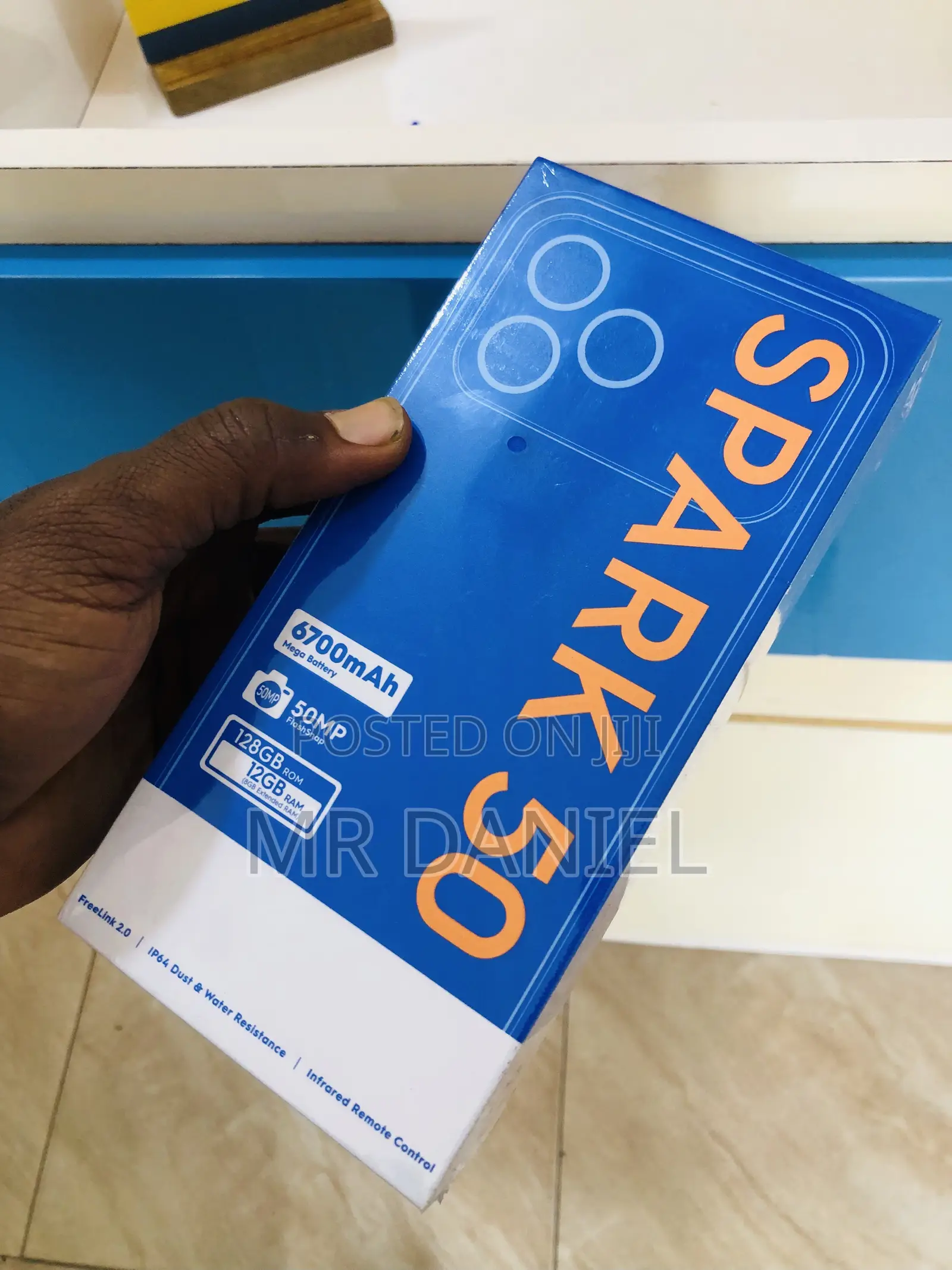 New Tecno Spark 50 128 GB Orange