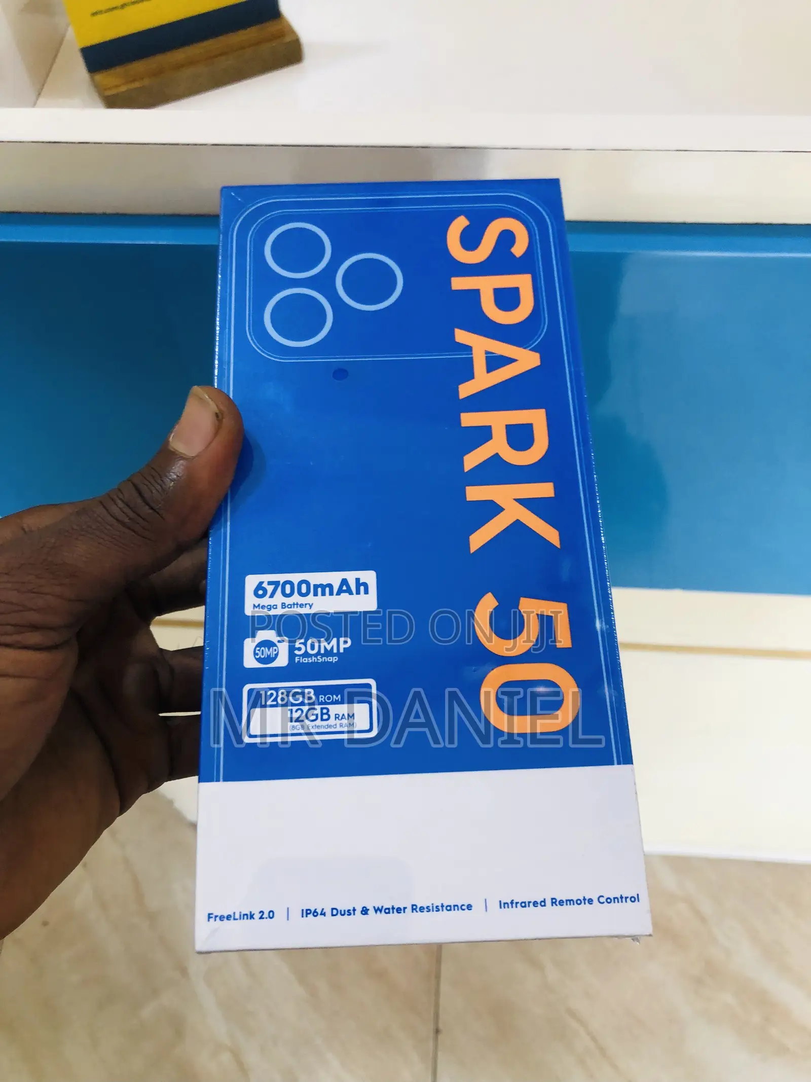New Tecno Spark 50 128 GB Orange