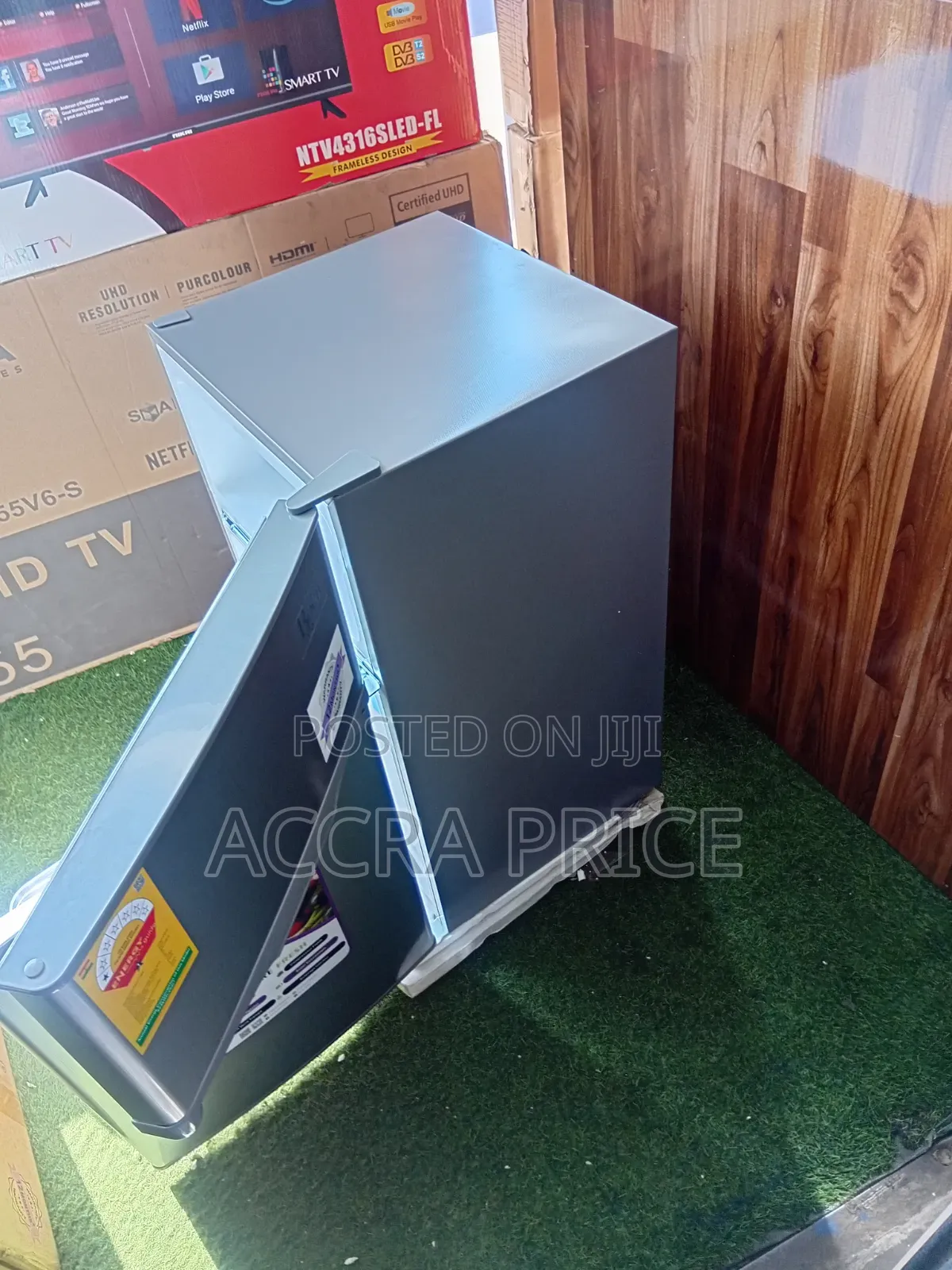 Roch 85L Personal Refrigerator With Mini Freezer