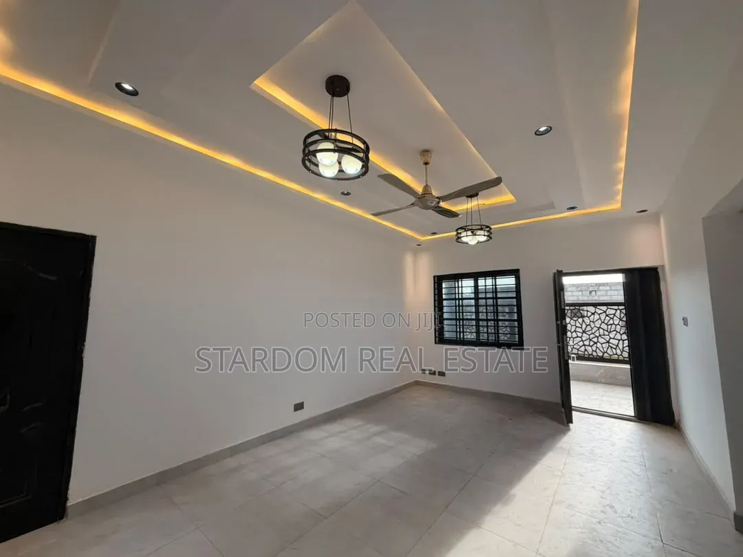 2bdrm Apartment in Ashaley Botwe, Nmai-Dzorn for rent