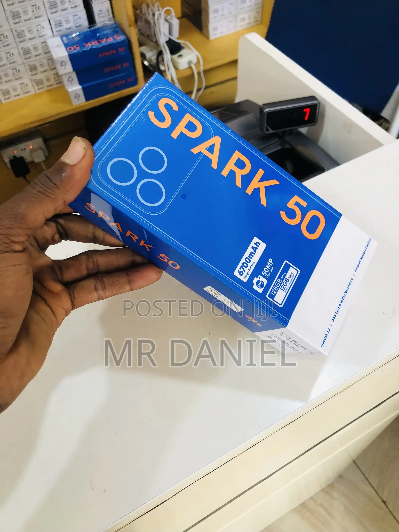 New Tecno Spark 50 128 GB Orange