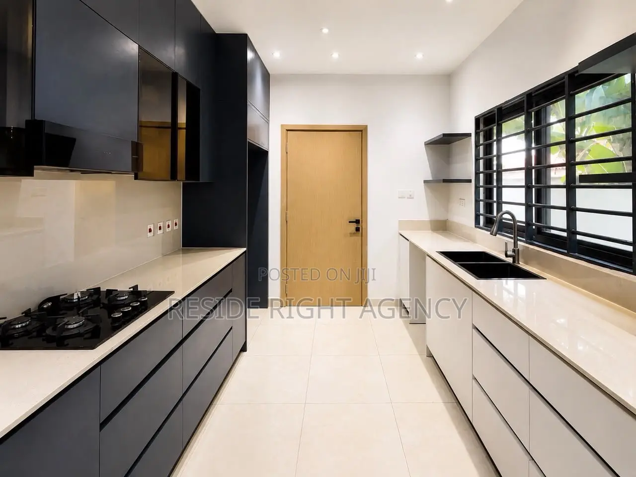 4bdrm House in Resideright, Oyarifa for sale