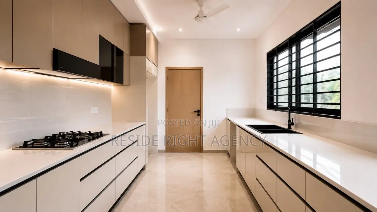 4bdrm House in Resideright, Oyarifa for sale