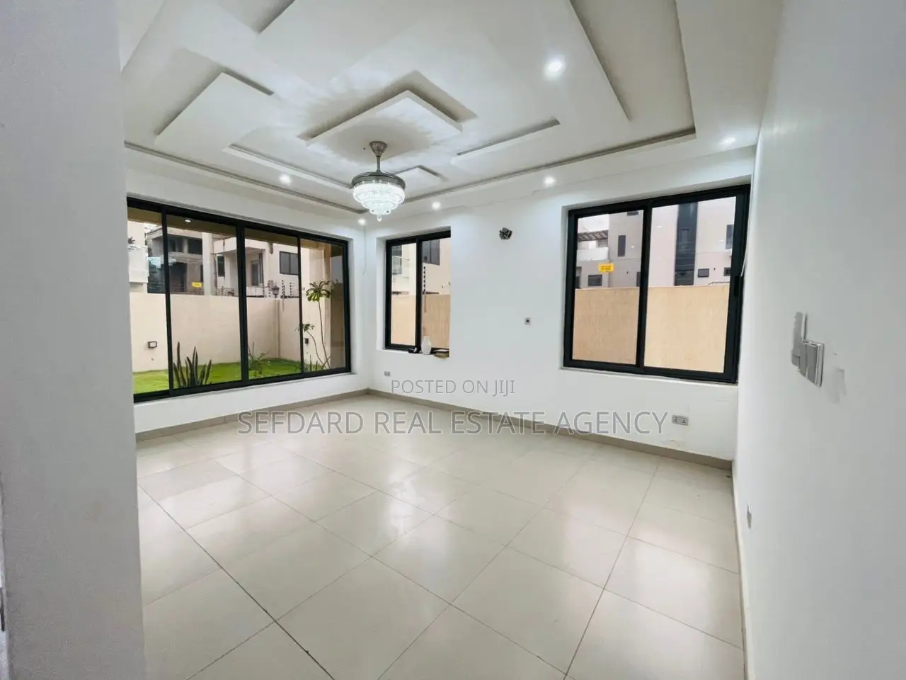 5bdrm Penthouse in Sefdard Properties, Roman Ridge for sale