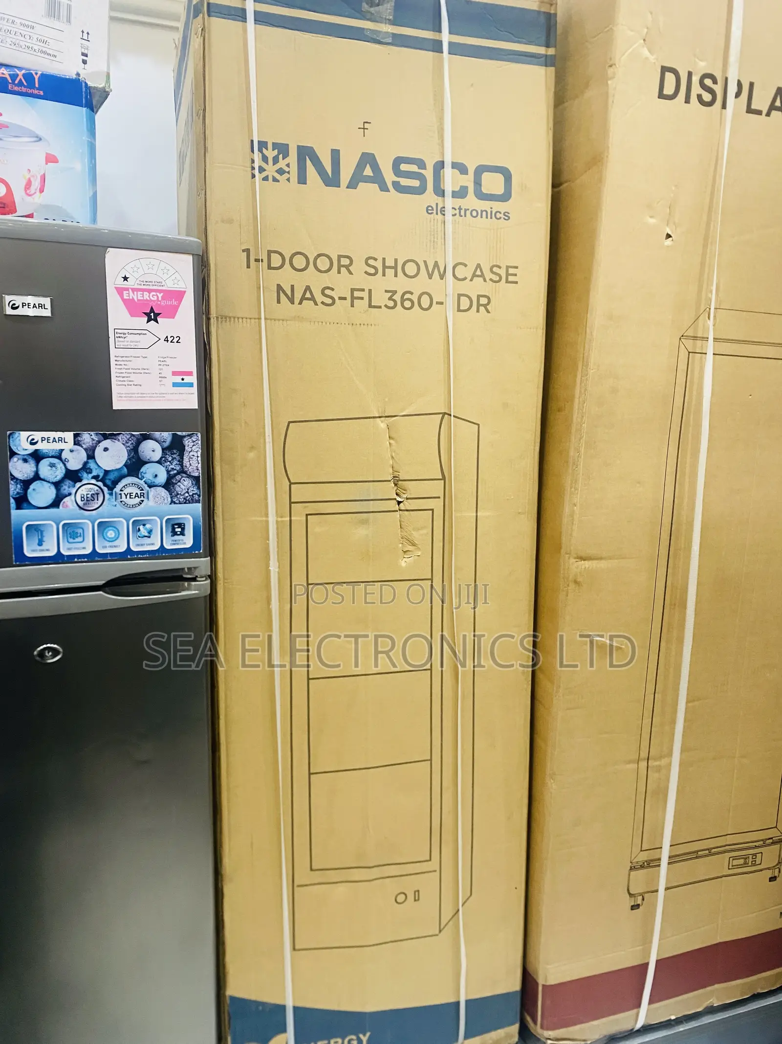 NAS-FL360-1DR With Glass Display Door