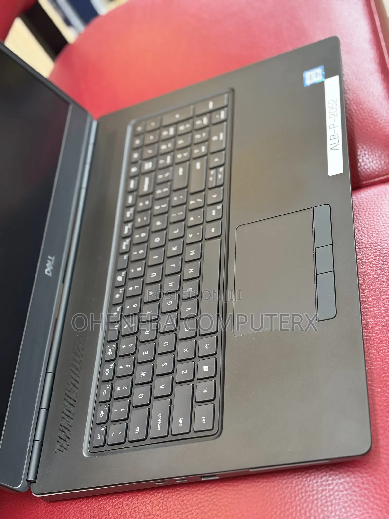 Laptop Dell Precision 7750 16GB Intel Xeon SSD 512GB
