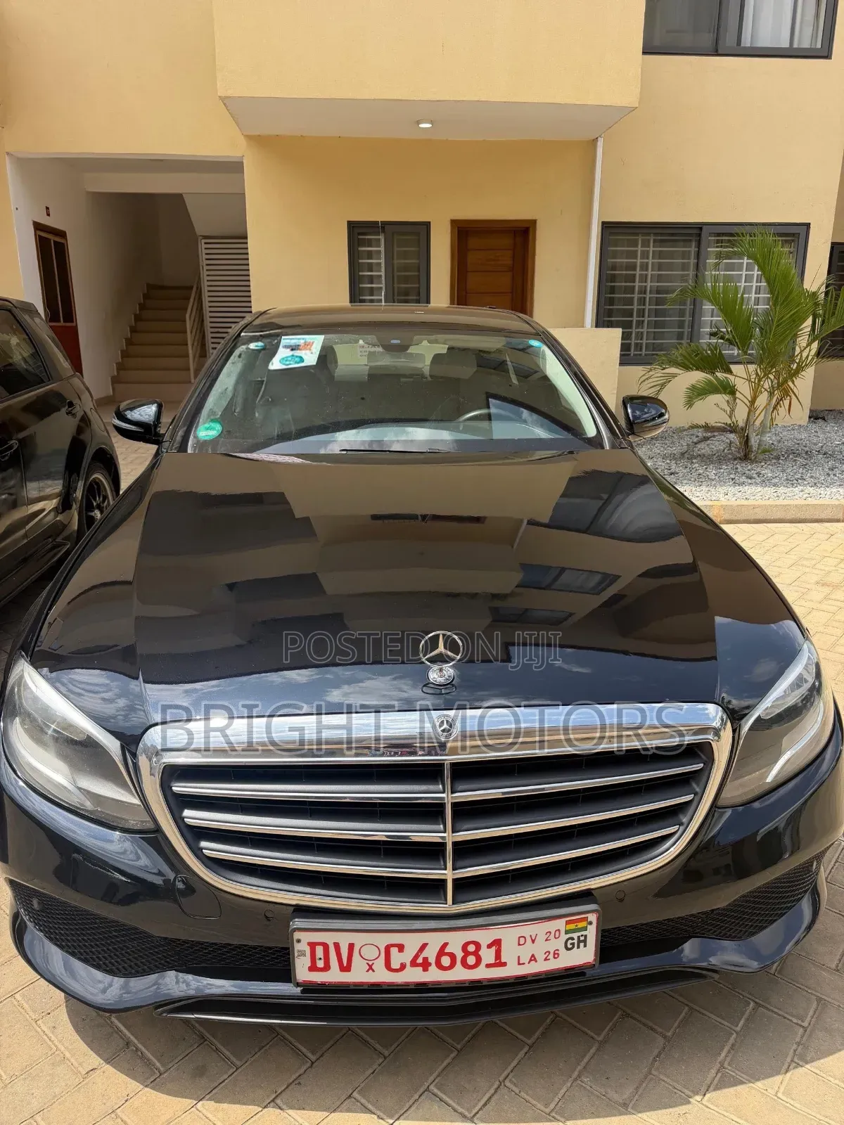 Mercedes-Benz E300 2018 Black