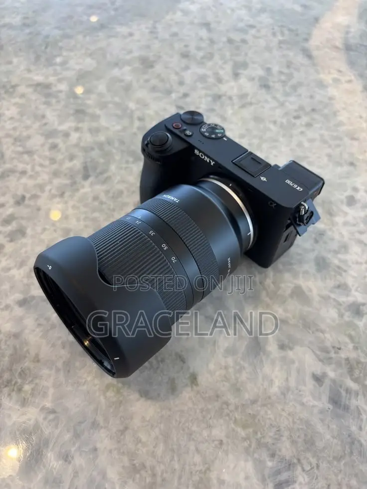 This Is Sony Alpha A6700 With 16-50mm F/3.5-5.6|| Len