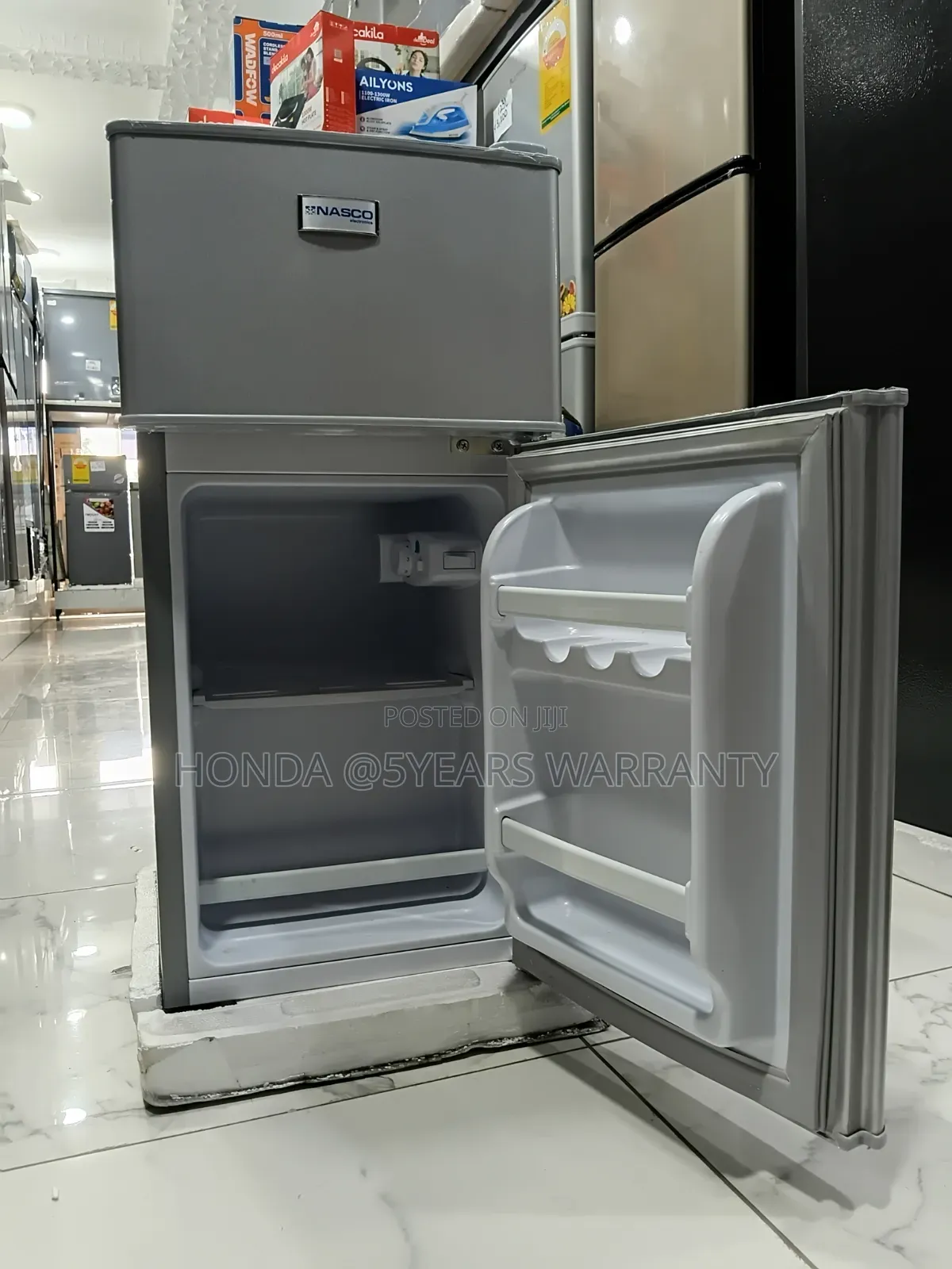 Nasco Refrigerator- Fast Cooling, Makes Ice Block