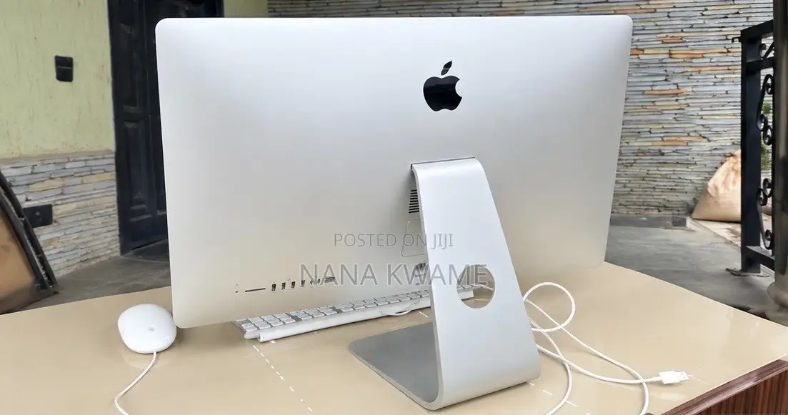 Desktop Computer Apple iMac 64GB Intel Core i5 SSD 500GB
