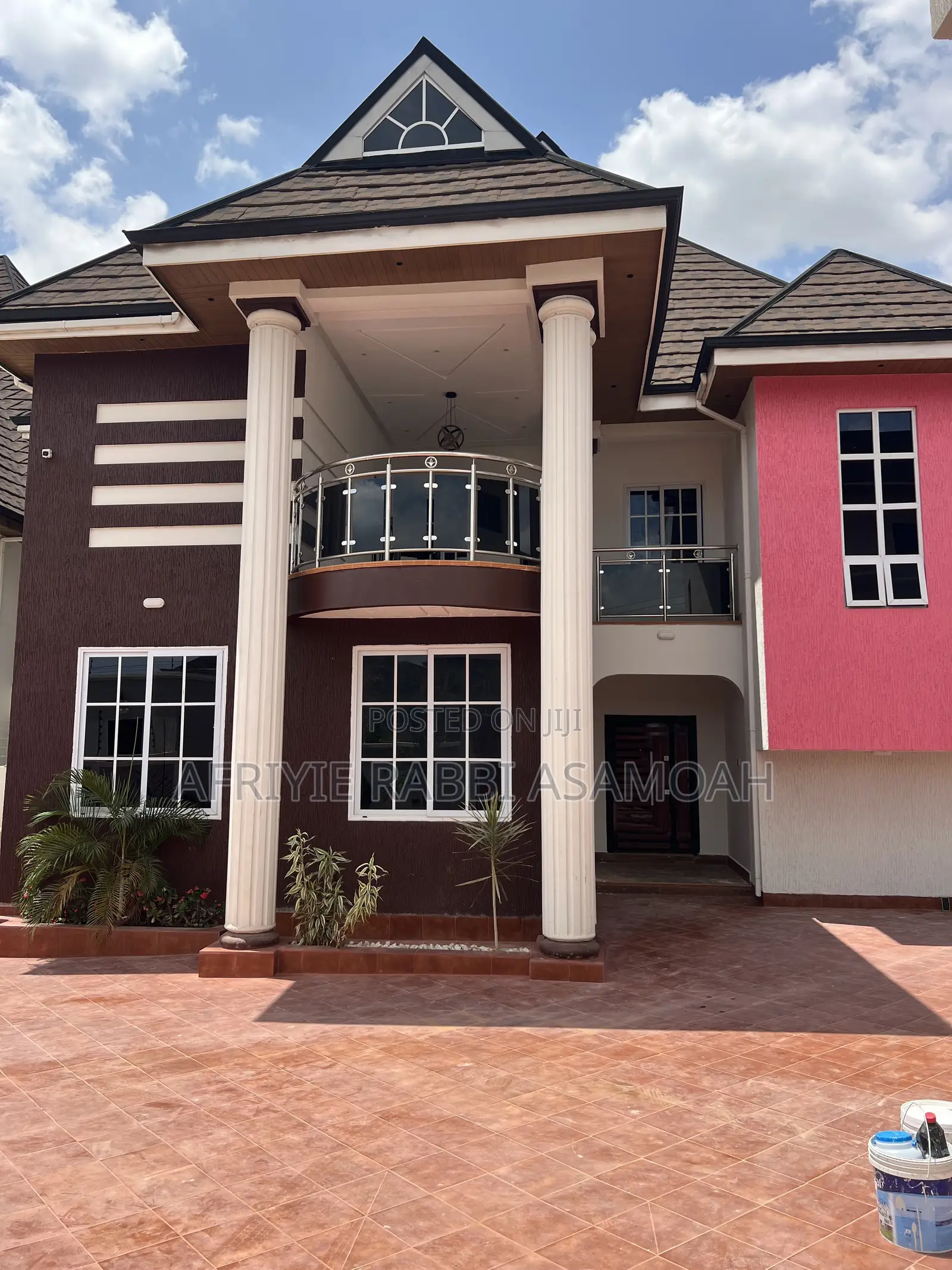 6bdrm House in Santasi Anyinam, Kumasi Metropolitan for sale