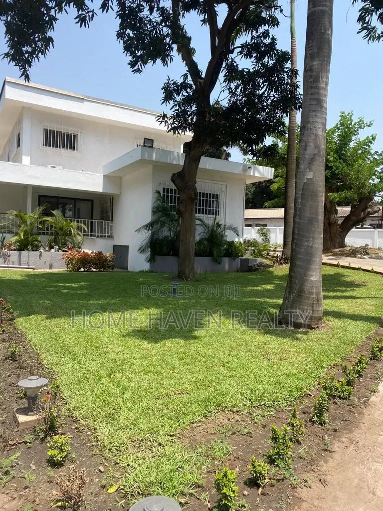 5bdrm House in North Ridge for rent