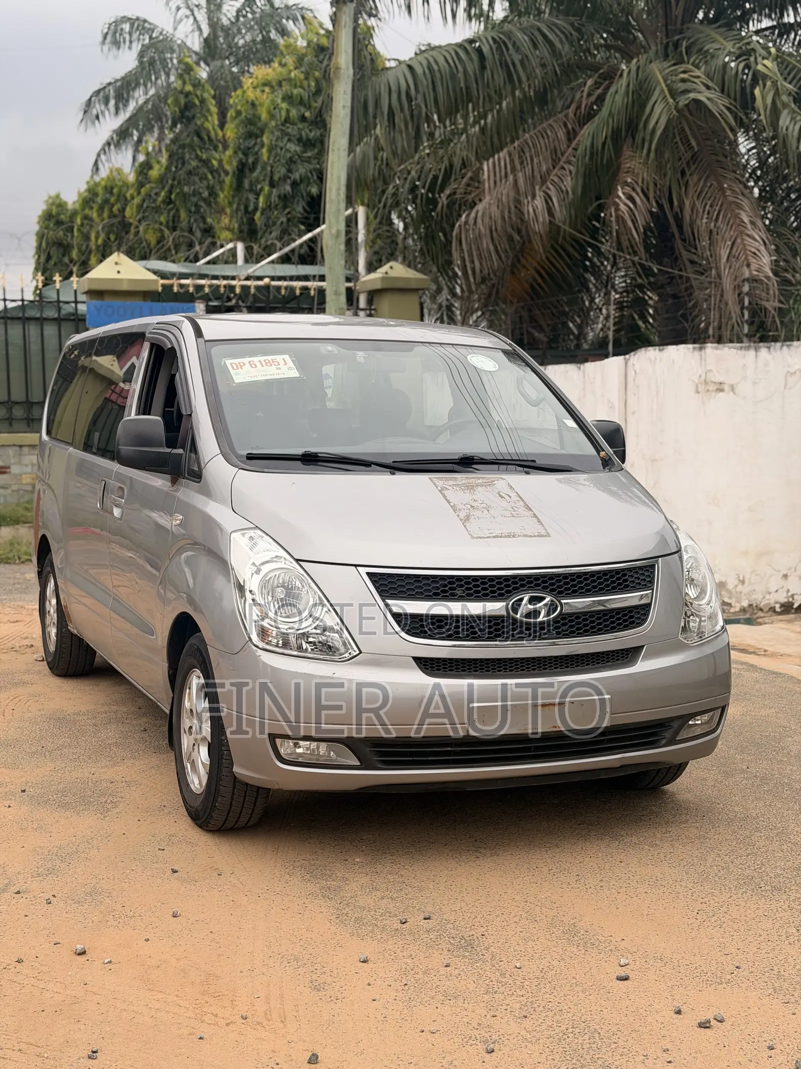 Hyundai Starex 2015 Silver
